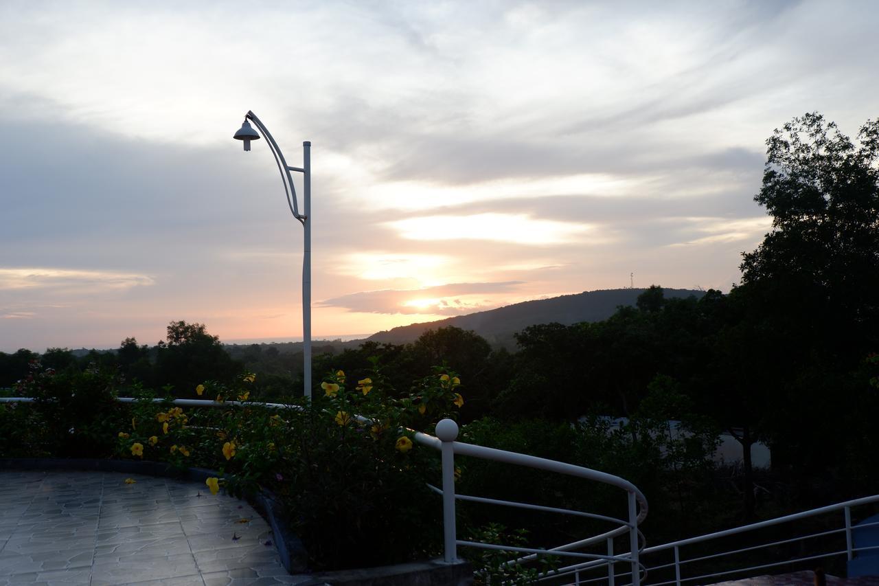 Hanh Mai Hotel Phu Quoc Buitenkant foto